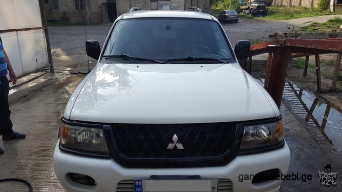 MITSUBISHI MONTERO SPORT