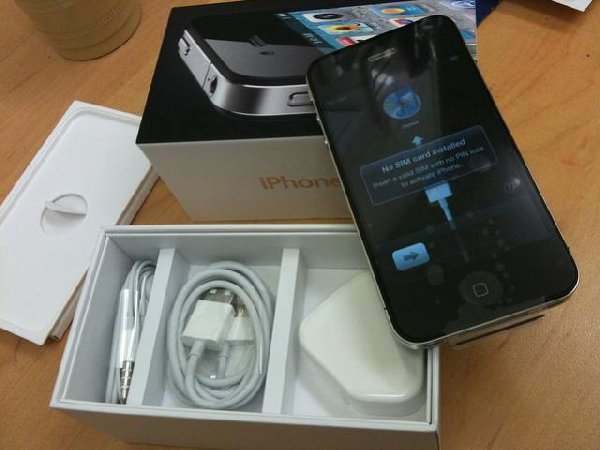 Original Apple iPhone 4S 64GB Black Unlocked