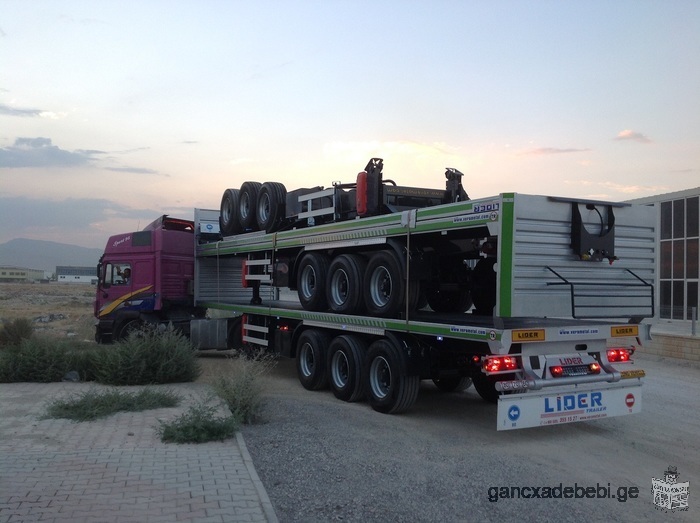 Flatbed semi trailers