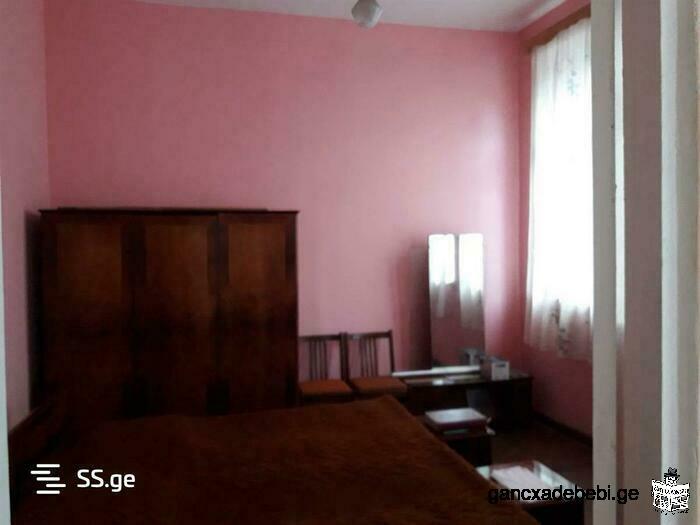 For sale, first floor of a three-storey house