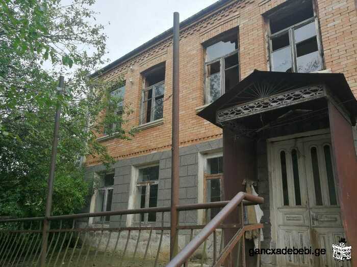 House for sale in the village of Meore Sviri