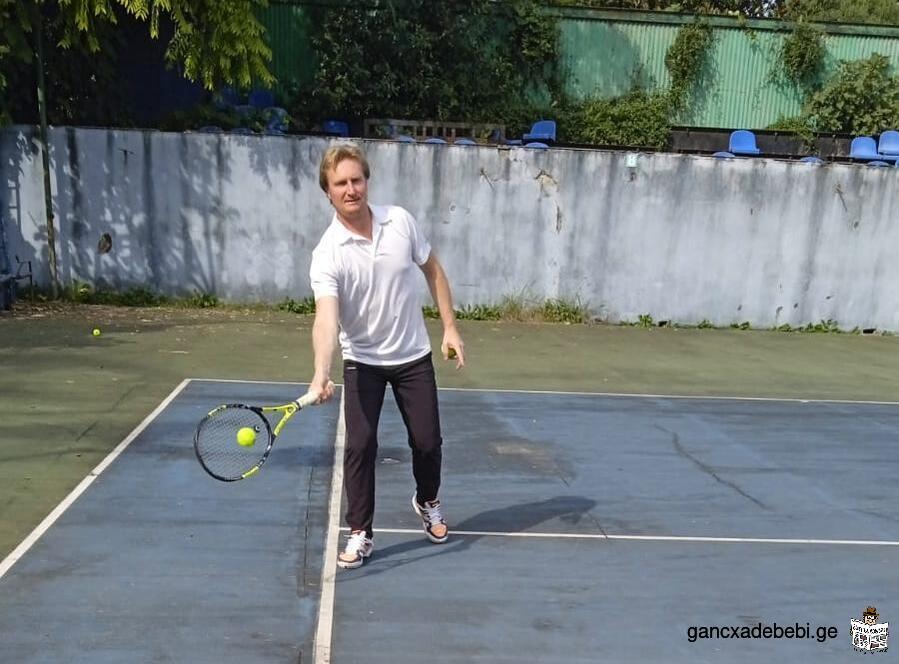 Tennis training in Batumi for adults and children for only 25 GEL.