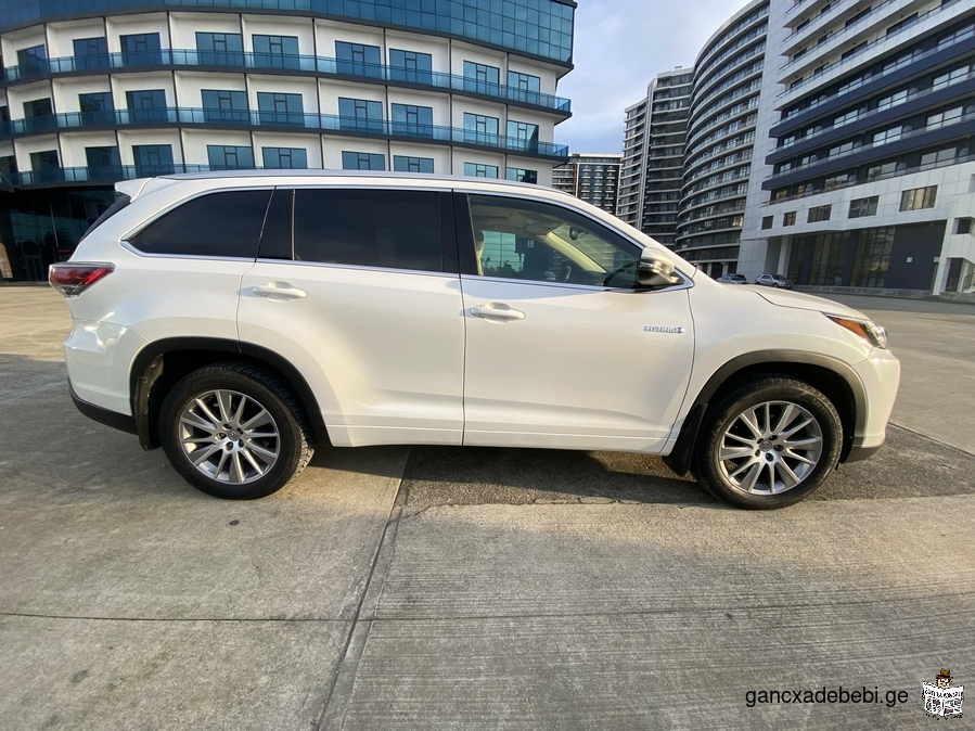 Продам Toyota Highlander 2014