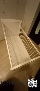 Used wooden baby bed "Chicco" for sale