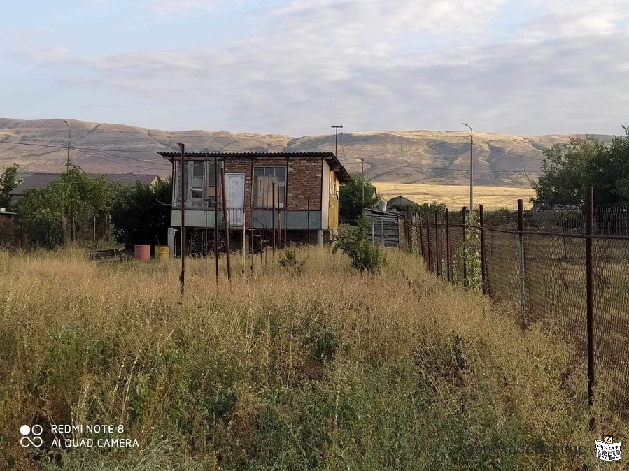 iyideba miwis nakveTi sofel “mTisZirSi”