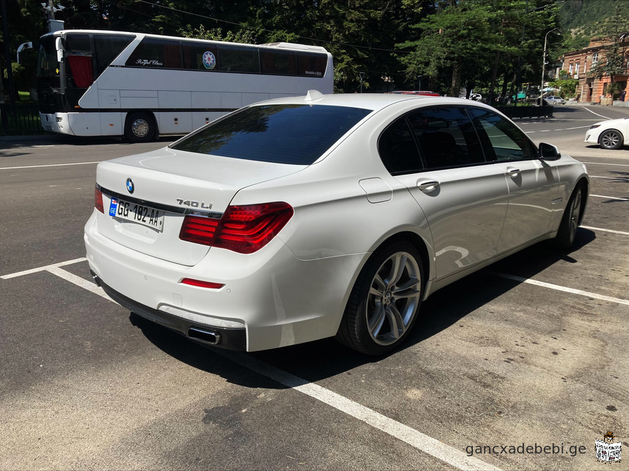 BMW 740 Li M WBA4F9C31HG812952