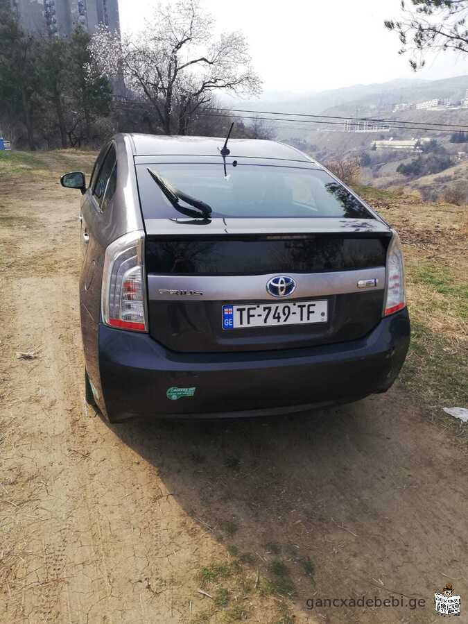 Toyota prius plug-in