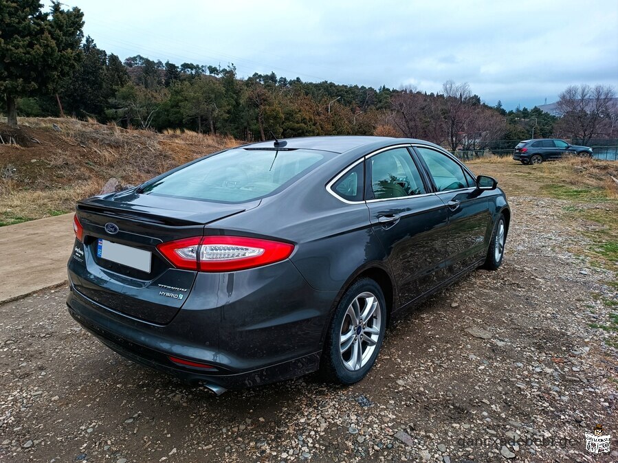 iyideba Ford Fusion TITANIUM HYBRID