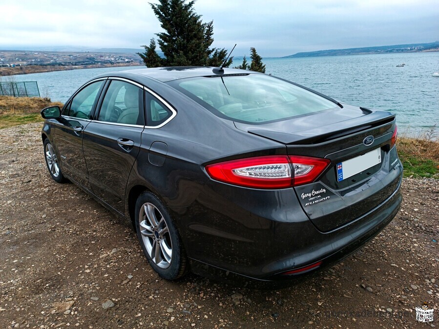 იყიდება Ford Fusion TITANIUM HYBRID