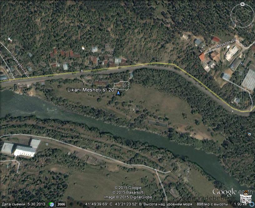 The owner is selling an apartment with a plot in Borjomi in the Likani area not far from the river.