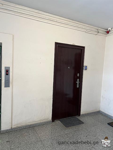 FOR RENT OFFICE 108M2