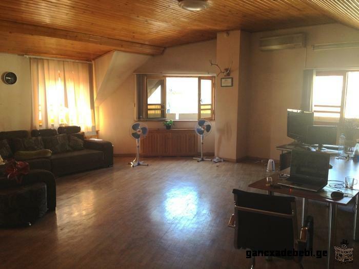 Location de Maison en centre ville - 2500 dollars