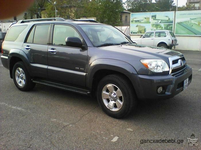 Для иностранцев или VIP услуг. 2006 Toyota 4,7