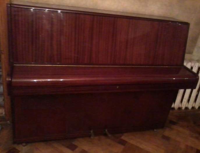 German piano "Ronish"