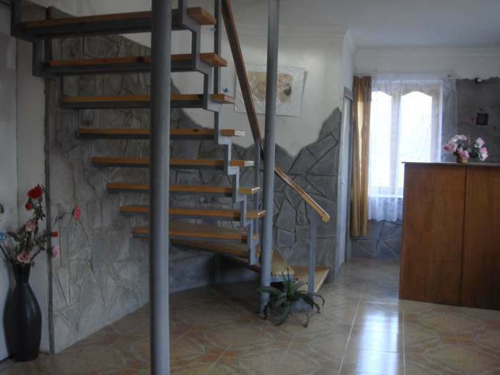 House For Rent ! (LOCATION: MANGLISI)