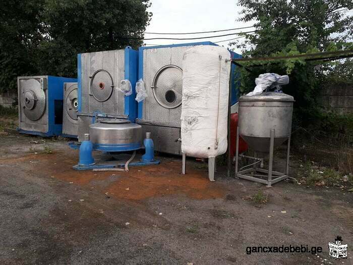 Un ensemble de machines à laver performantes