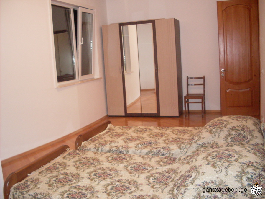 Новая 4 комнатная квартира в Тбилиси, с мебелью, 120 кв.м, Сабуртало, рядом с ТВ студией
