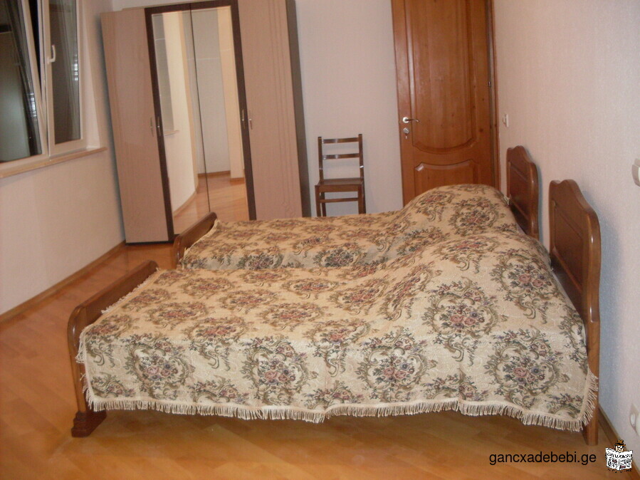 Новая 4 комнатная квартира в Тбилиси, с мебелью, 120 кв.м, Сабуртало, рядом с ТВ студией