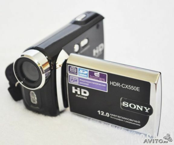 продам видеокамеру SONY HDR-cx550e